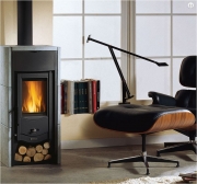La Nordica Asia mit Natursteinmantel